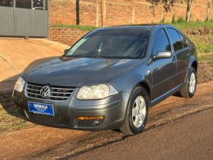 VOLKSWAGEN BORA 2.0 TRENDLINE L/07  2012