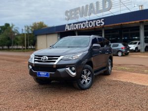 TOYOTA HILUX SW4 TDI SR AUT L/16  2019