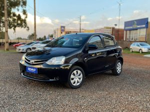 TOYOTA ETIOS 1.5 5 PTAS XS  2015