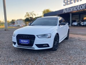AUDI A4 2.0 T L/12 AMBITION  2013
